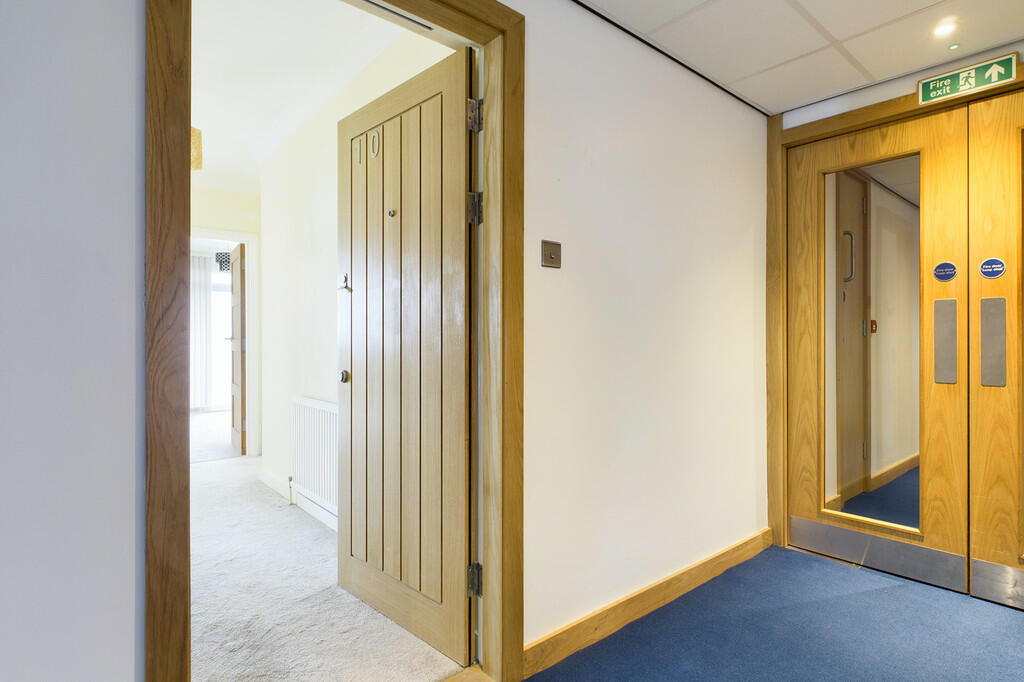 CAM00289P1-PR0090...