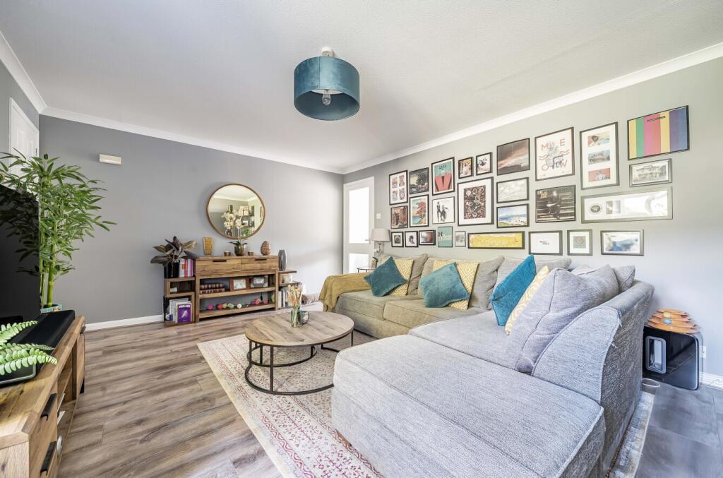 1361109-3-68dbdaf...