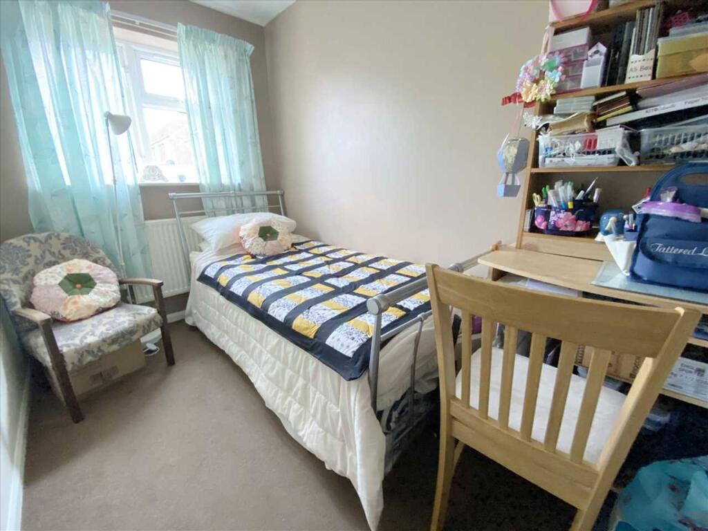 Bedroom 2: