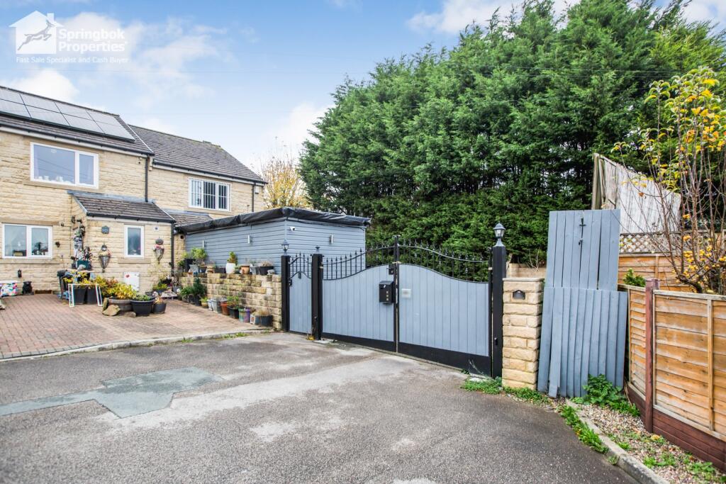 Keighley Road, Illingworth, Halifax, West Yorkshire