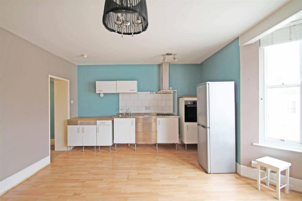 Kitchen/Living Room
