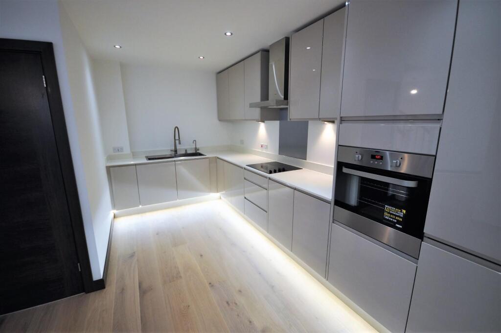 Fitted Kitchen