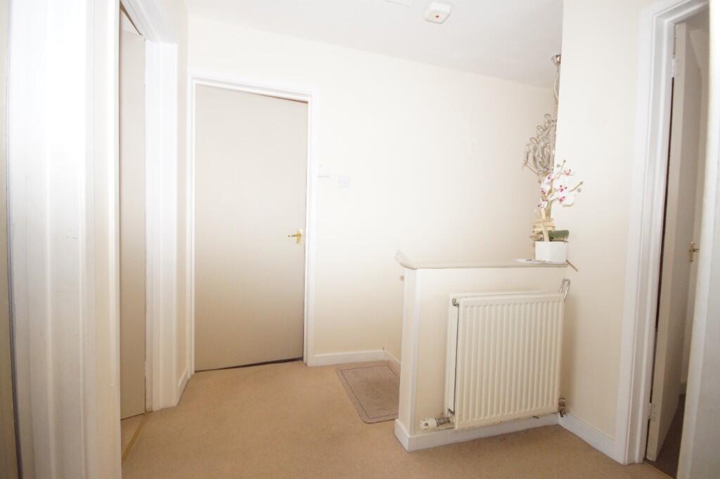 2 Maberley Court