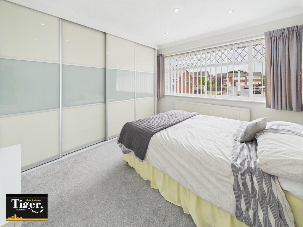 CAM02176G0-PR0681...