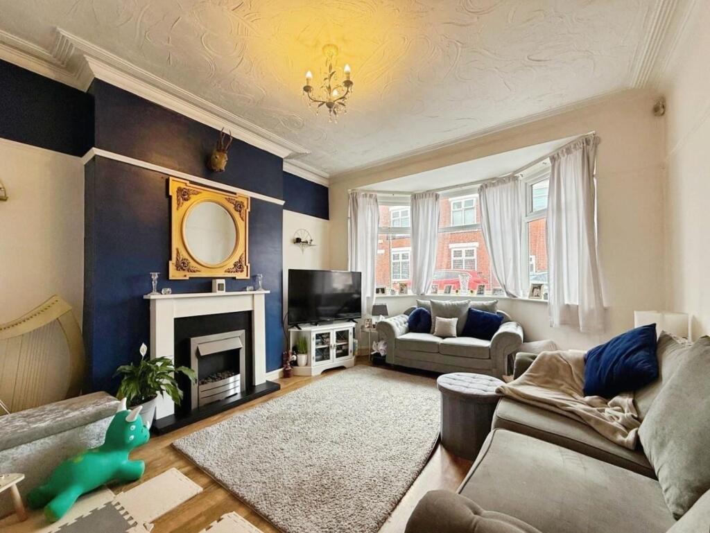 93b26937--410B-AF4A-3E15FE3F536E-12040-000023EC8E5