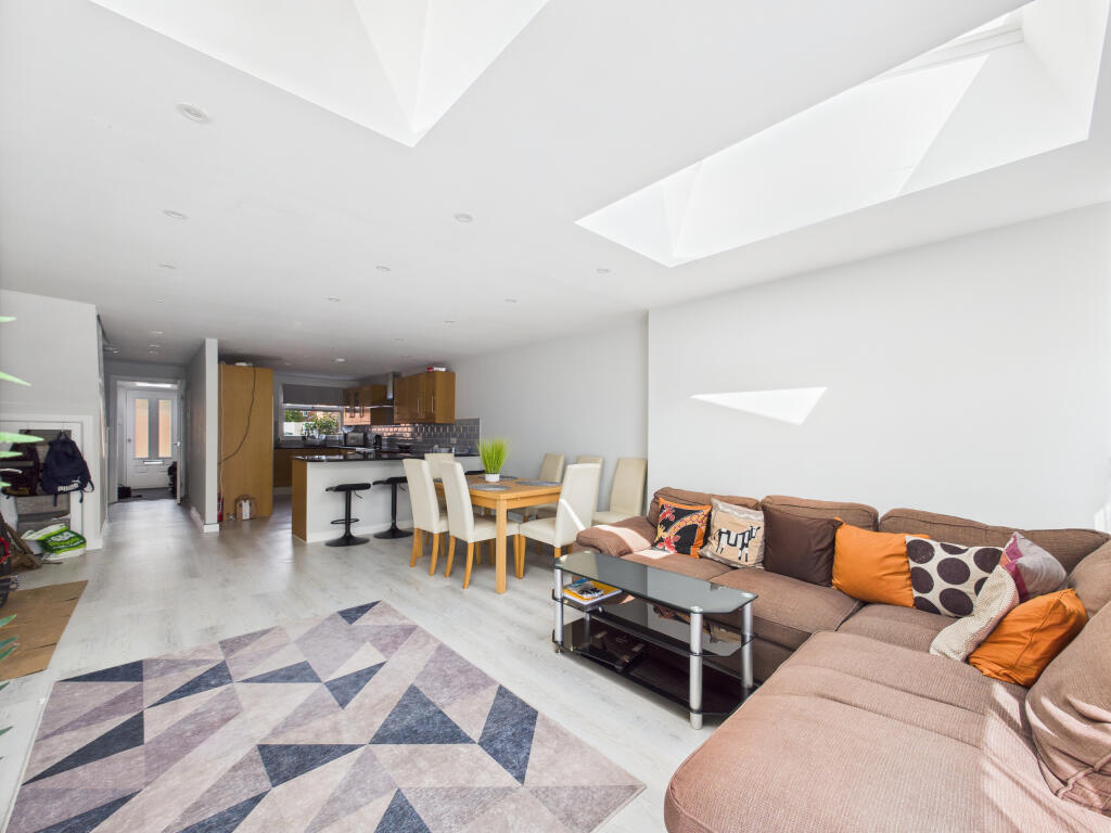 living room (1)