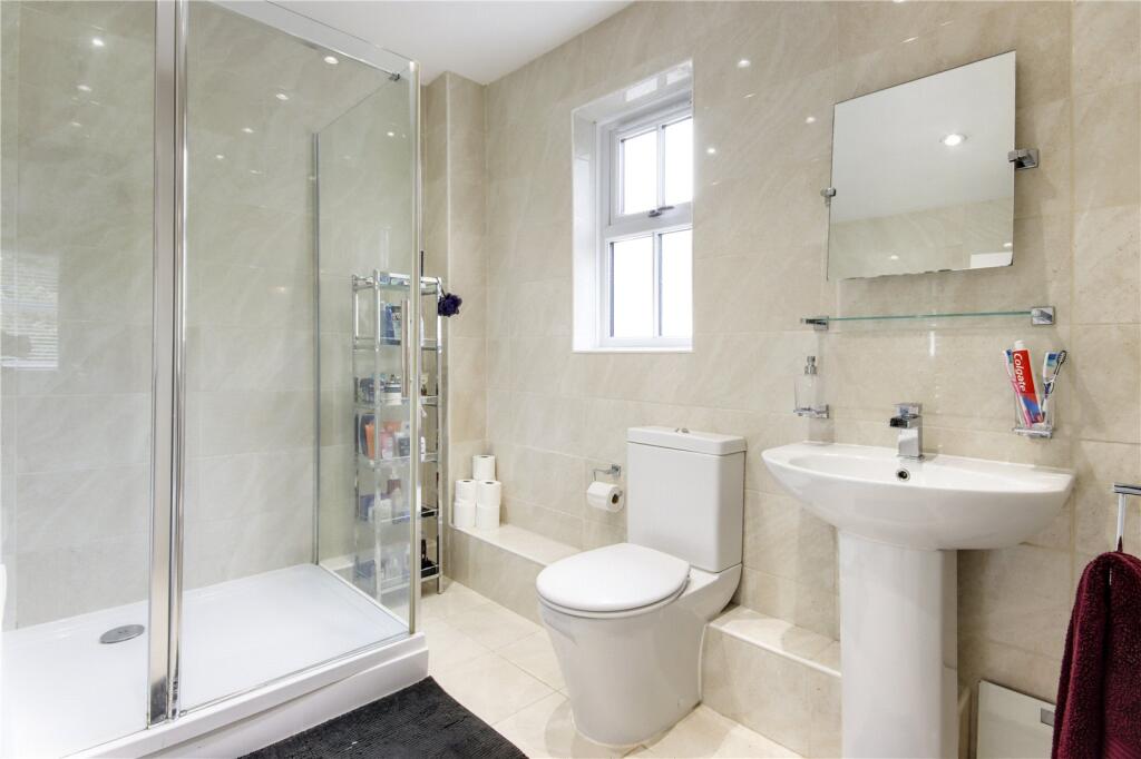En Suite Shower Room