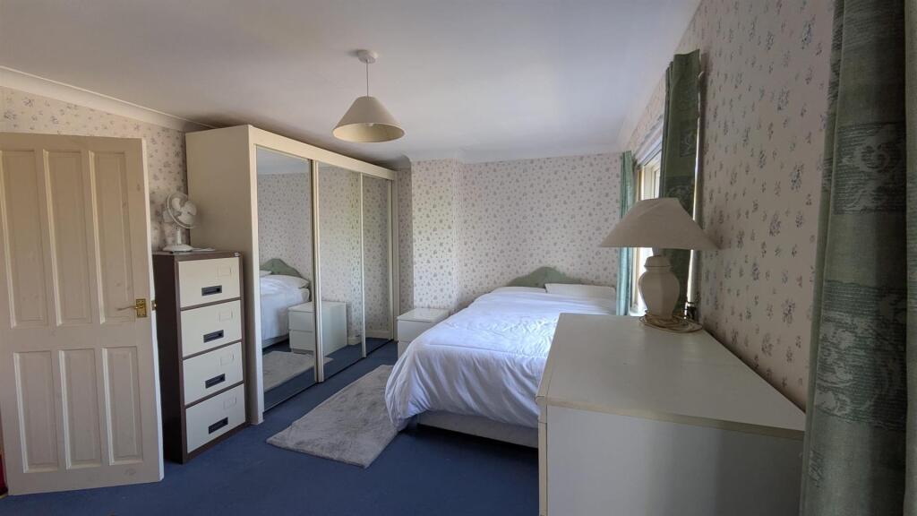 new bedroom.jpg