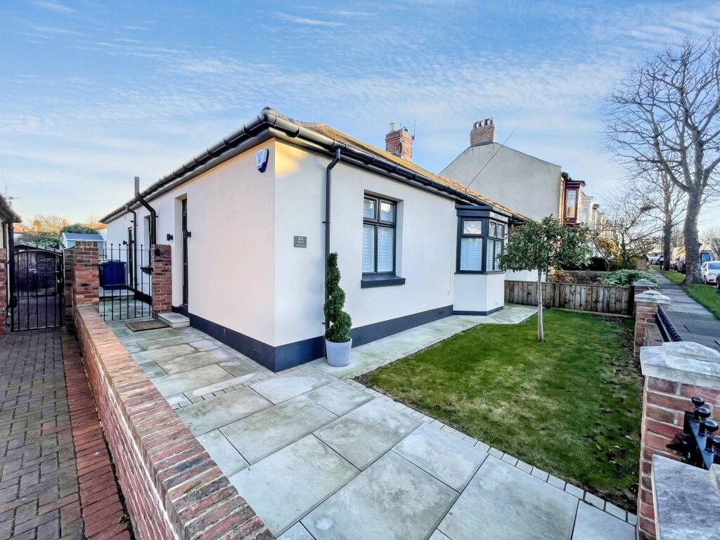 West Avenue, Harton, South Shields, Tyne and Wear, NE34 6QX