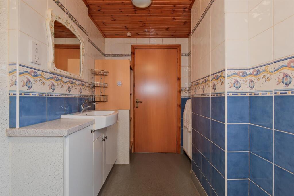 030-2 Charlotte Street Stane, Shotts, ML7 5JL.jpg
