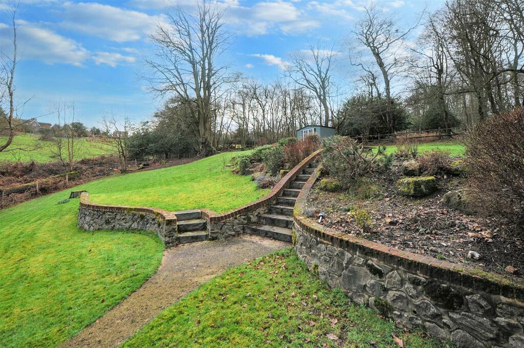 Rear Garden 2.jpg