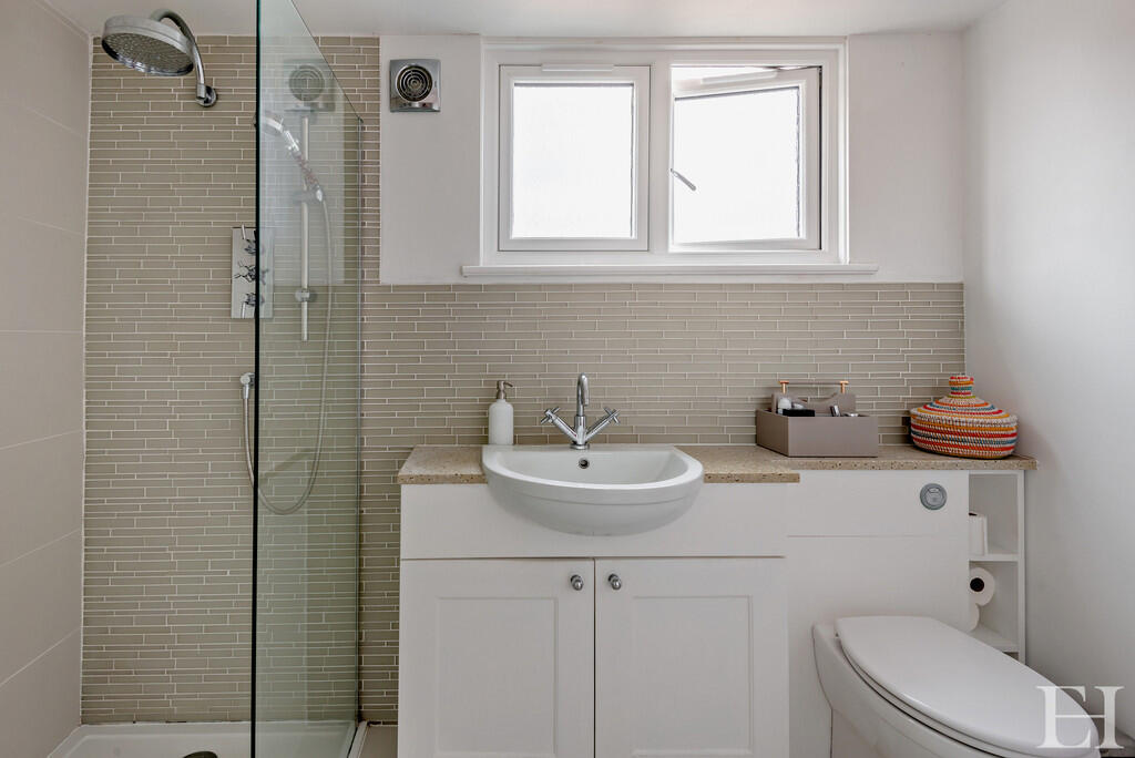 8656671-interiorW...