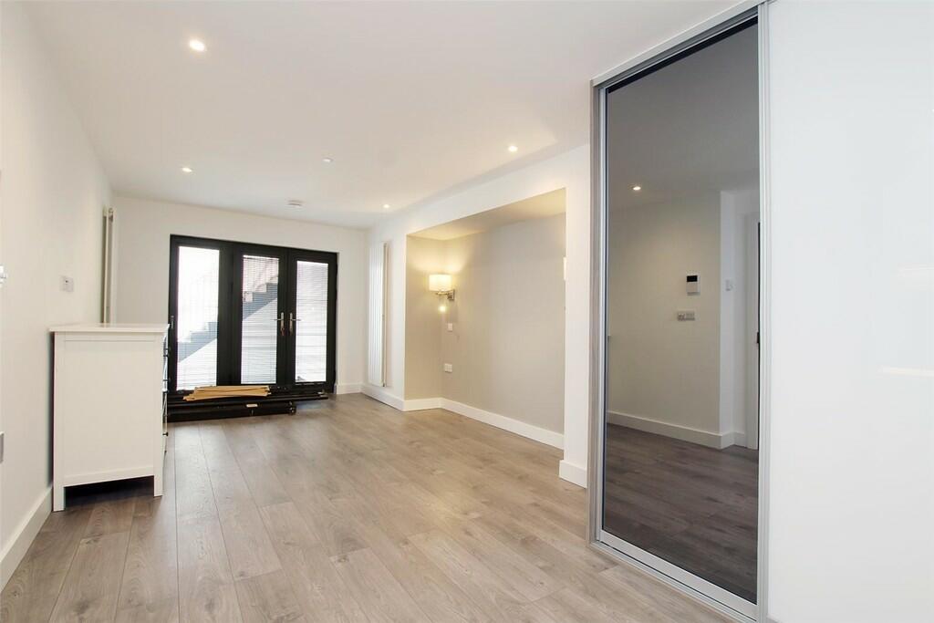 Open-Plan Living ...