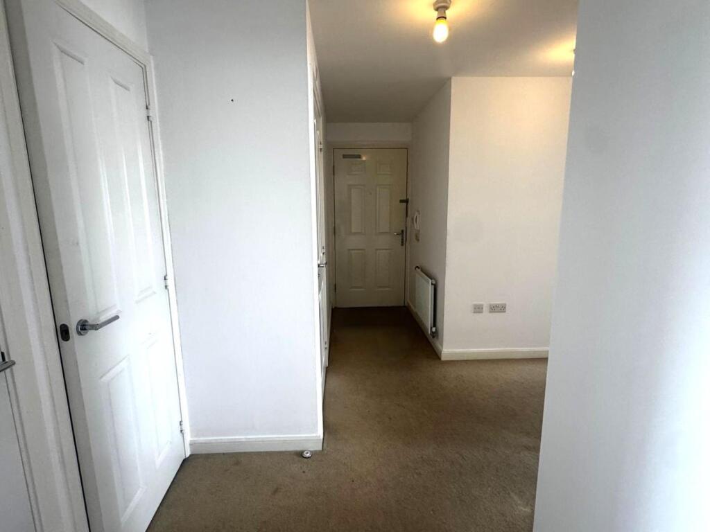 Hallway.jpeg