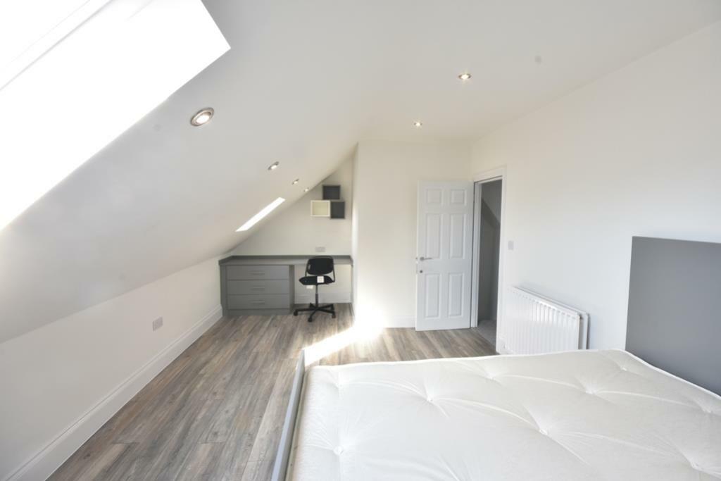 61 Forsyth Road pics12
