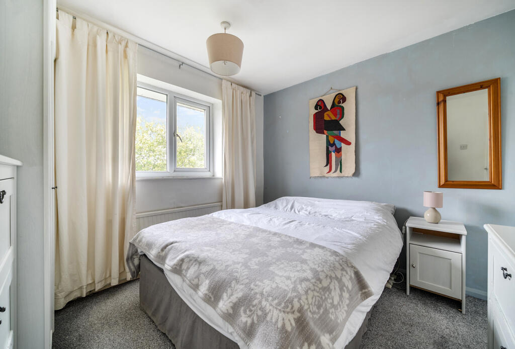 1370017-12-68f8f7...