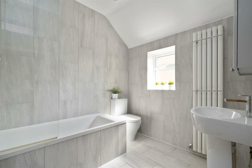 6 Holland Avenue, Knowle, Solihull, B93 9DW_18.jpg