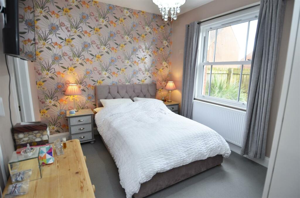 GROUND FLOOR BEDROOM