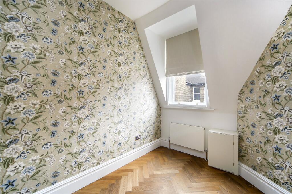 Third bedroom (guest