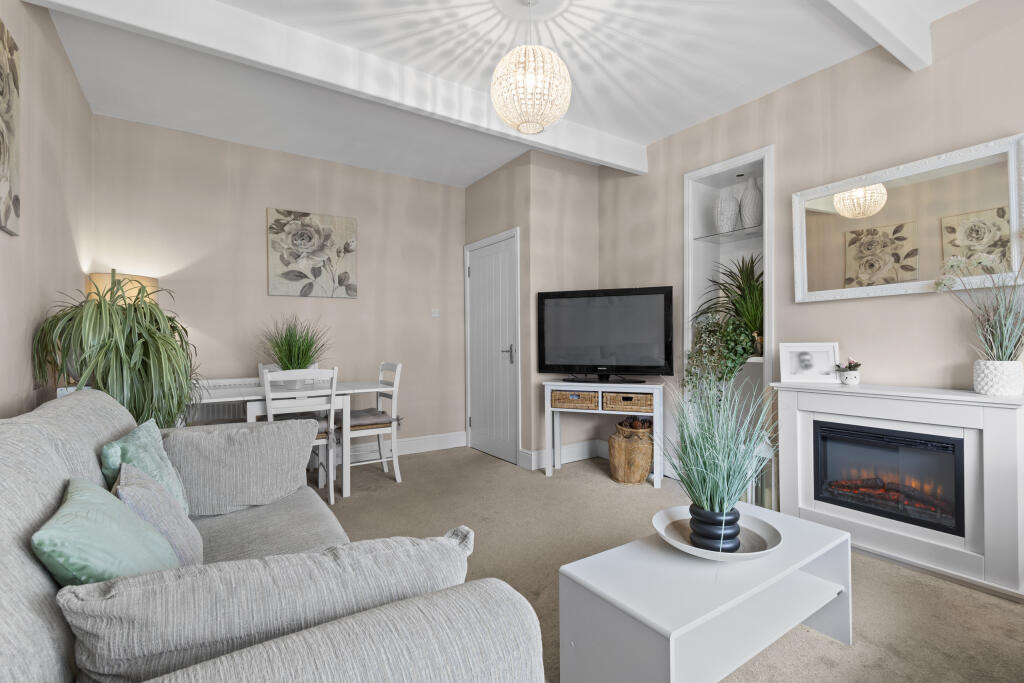 Lounge 3