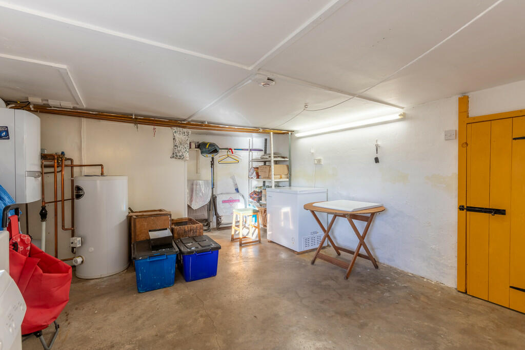 Undercroft/Worksh...
