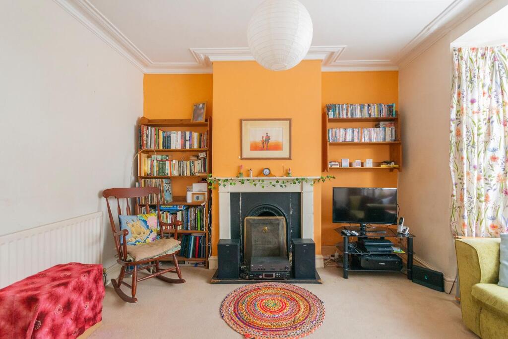 2B2REN - Living Room A.jpg