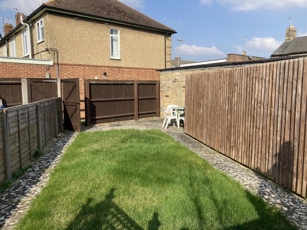 Garden of garage.jpg