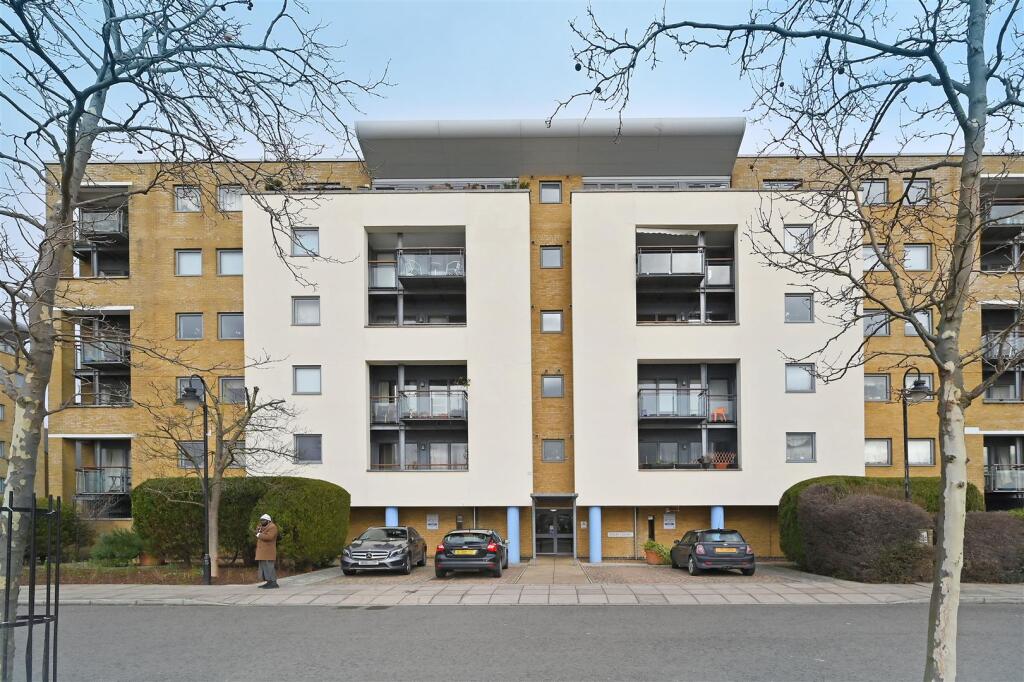 Perry-Court (13).JPG