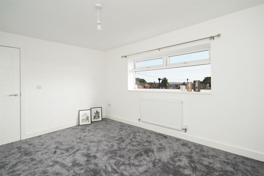 9. MasterBedroom.jpg