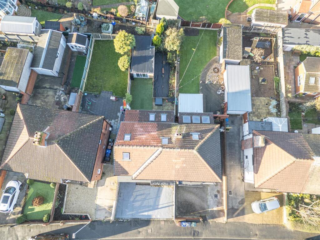 61 - 23 Queens Drive S75 2QQ.jpg