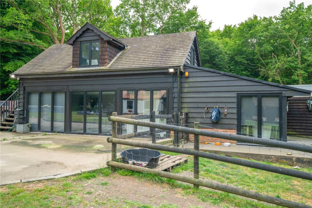 Outbuilding