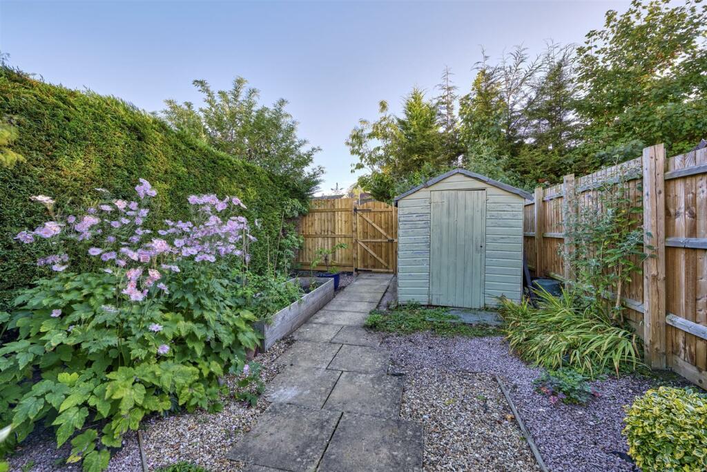 3 Ashton Rd Oundle-6.jpg