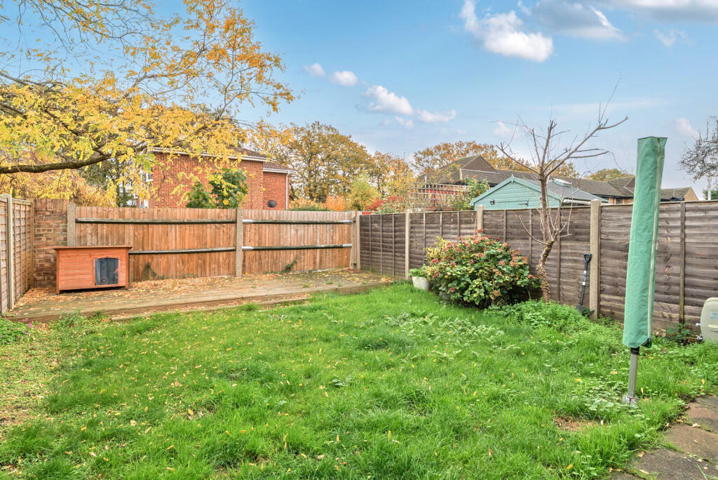 1376116-5-690c8f5...