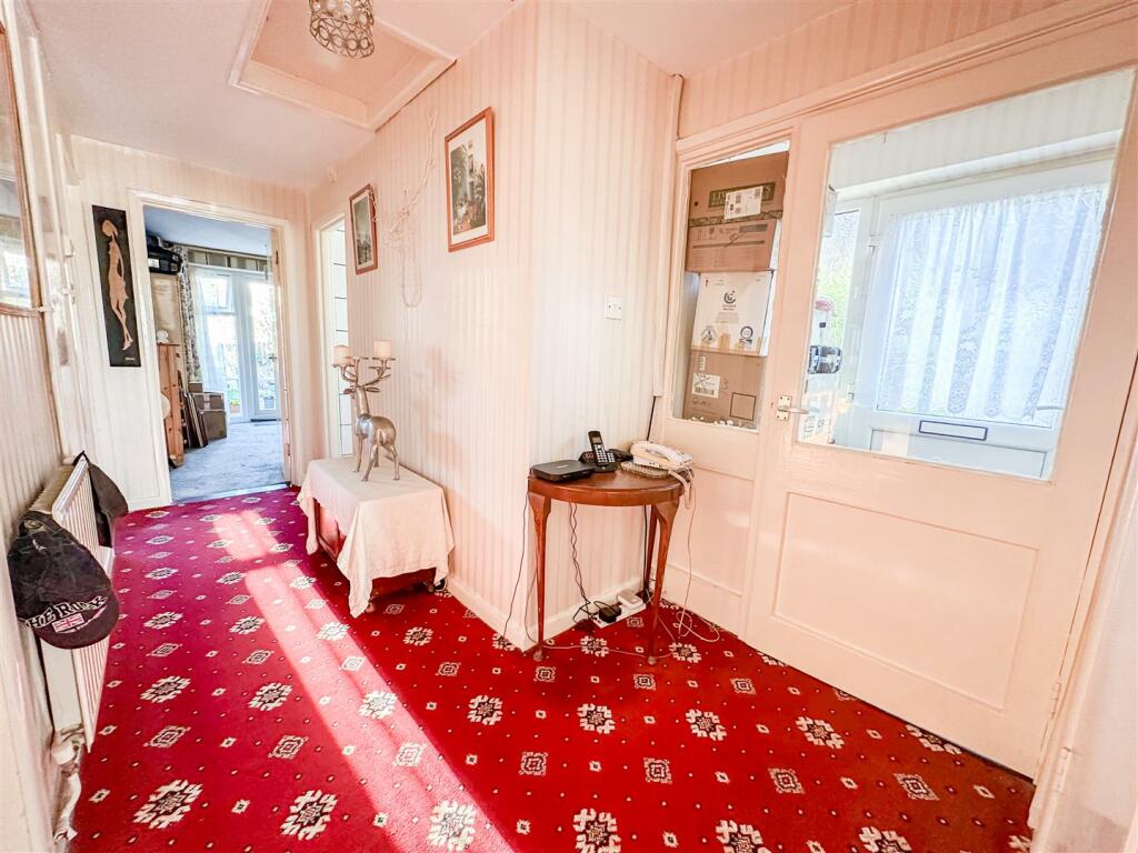 ENTRANCE HALLWAY
