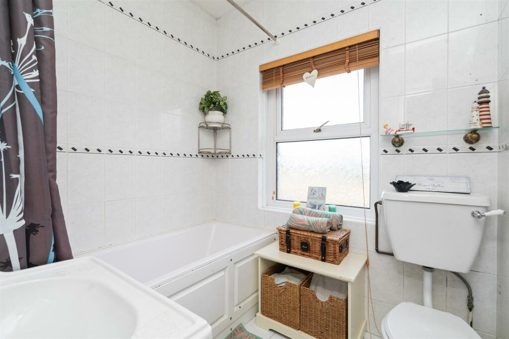 25 Fetherstone Grange, Glasshouse Lane, Lapworth B