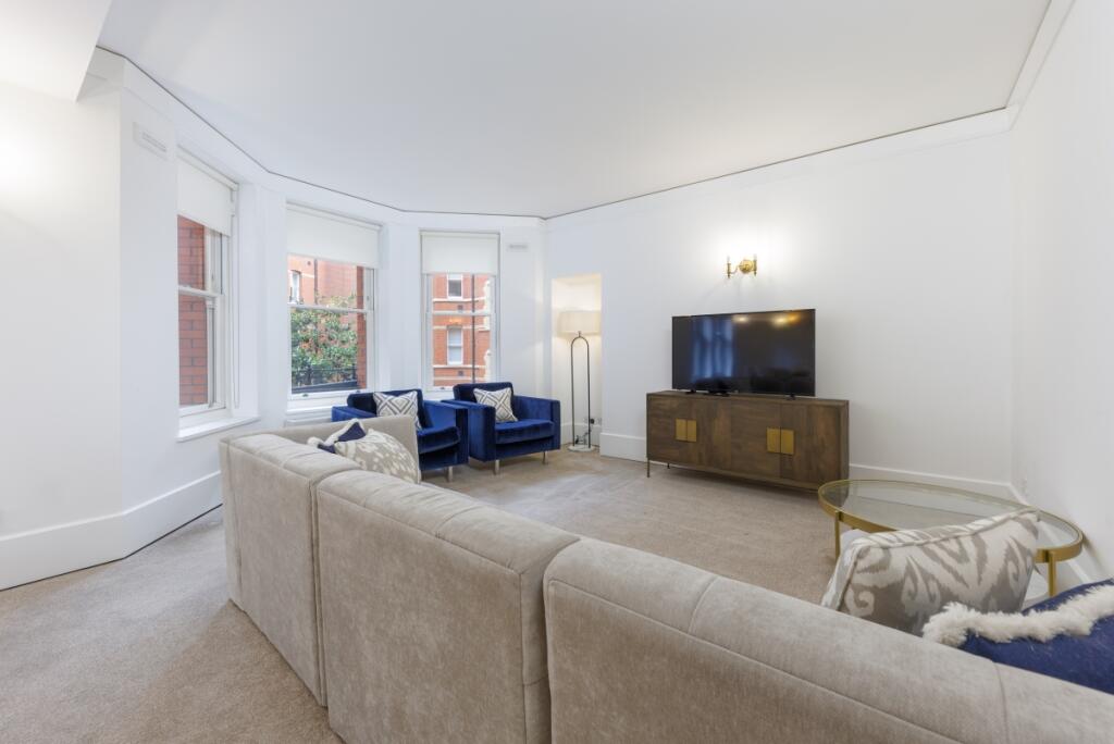 Artillery Mansion...