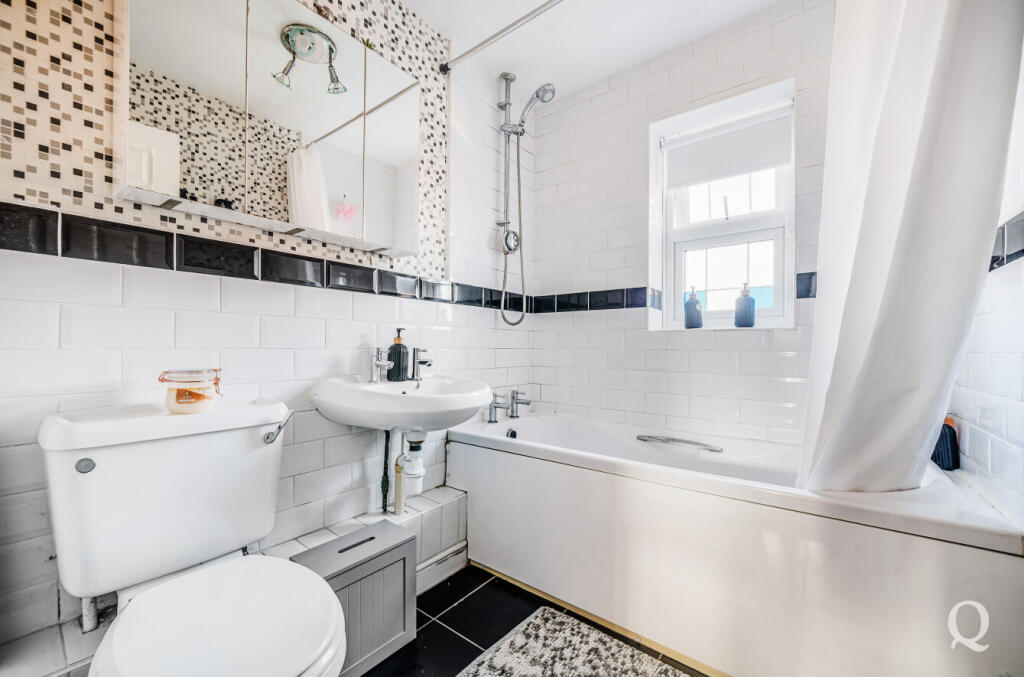 31e9e9d8-7bda-407...