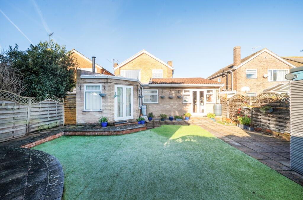 1381281-5-69204b2651f57