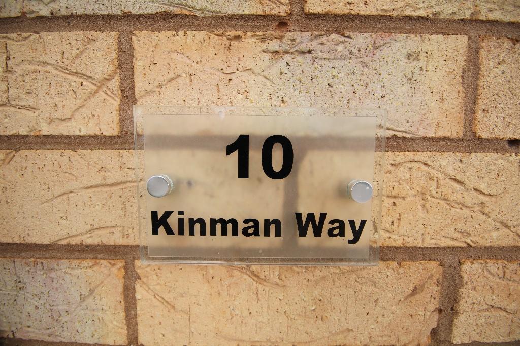 10 Kinman Way