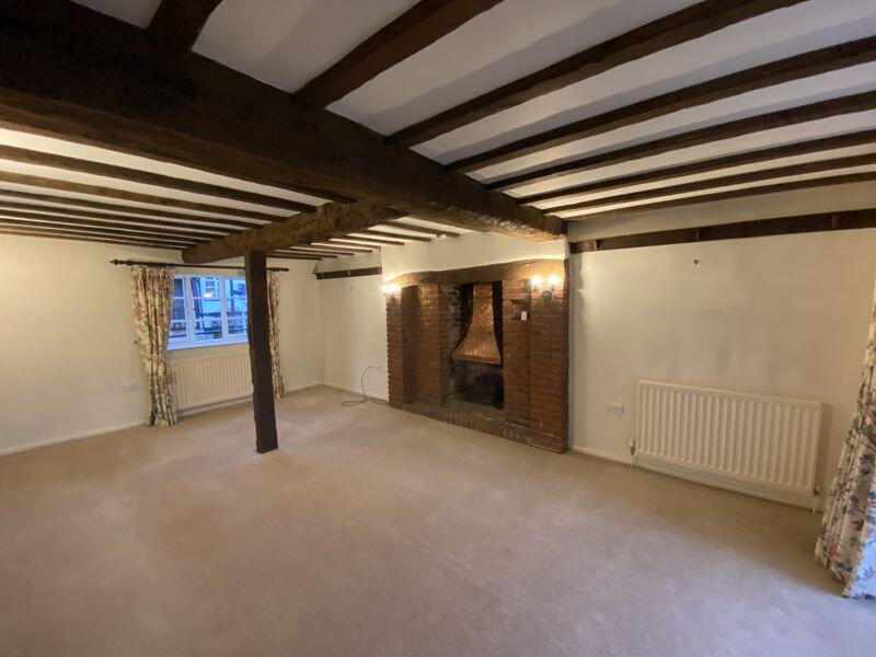 DRAWING ROOM 1