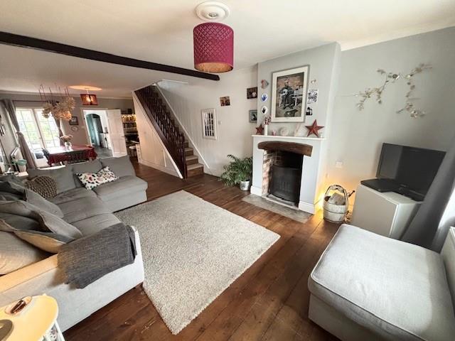 Sitting room.jpg