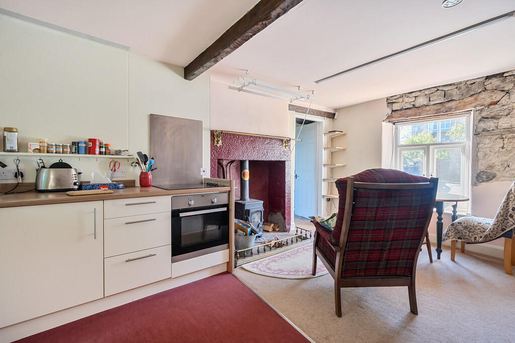 Kitchen / Dining ...