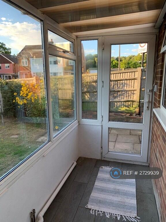 Sun Room/ Utility Room 