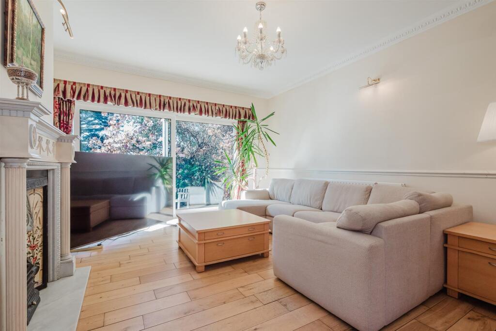 Living and Dining Room Aspect 3