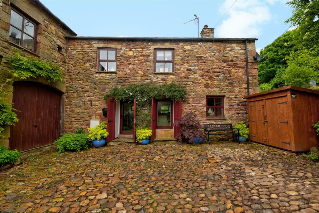 Front View and Parking