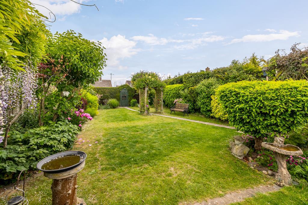 12 North Parade (Holbeach)-14.jpg