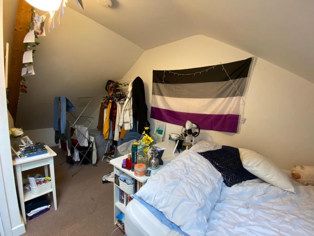 Bedroom 4 Top floor