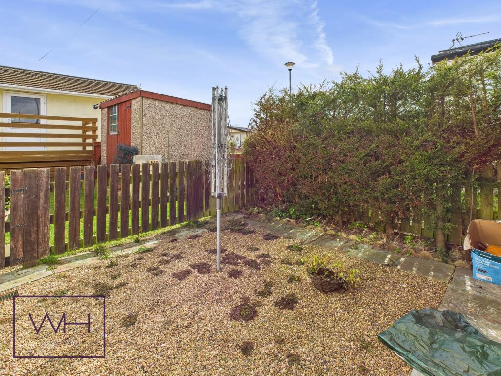 CAM03785G0-PR0216-ST