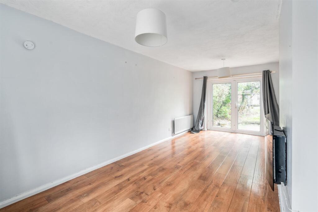 38 Barford Road-1_lo.jpg