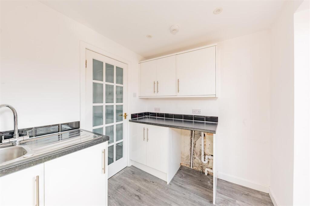 10 McDonald Smith Drive Carnoustie-1 1.JPG